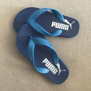 Boys Puma Flip Flops Size 11/12